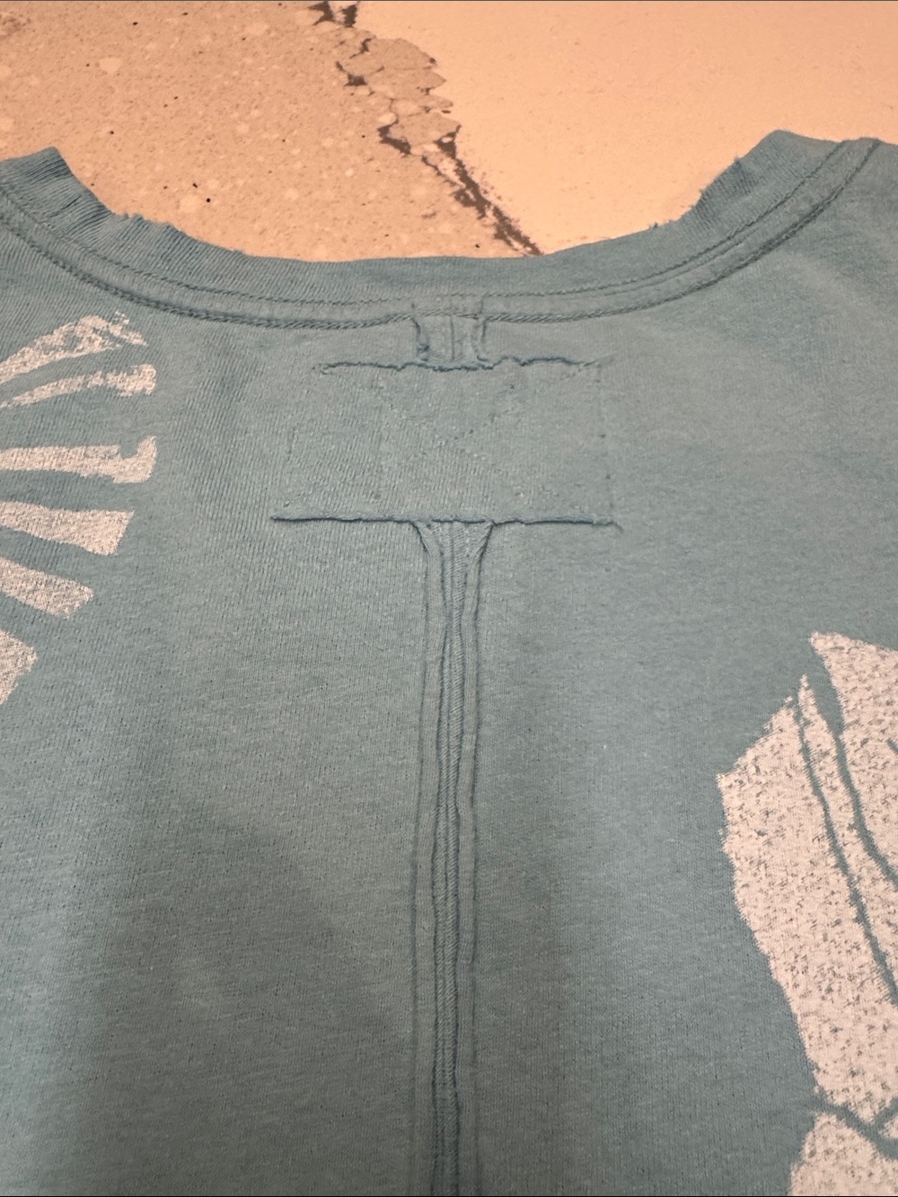 We The Free - Free People Blue Rose-Print Tee Never Worn SzXL Milagros - Picture 6 of 8